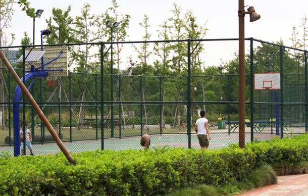 宁波鄞州体育休闲公园篮球场